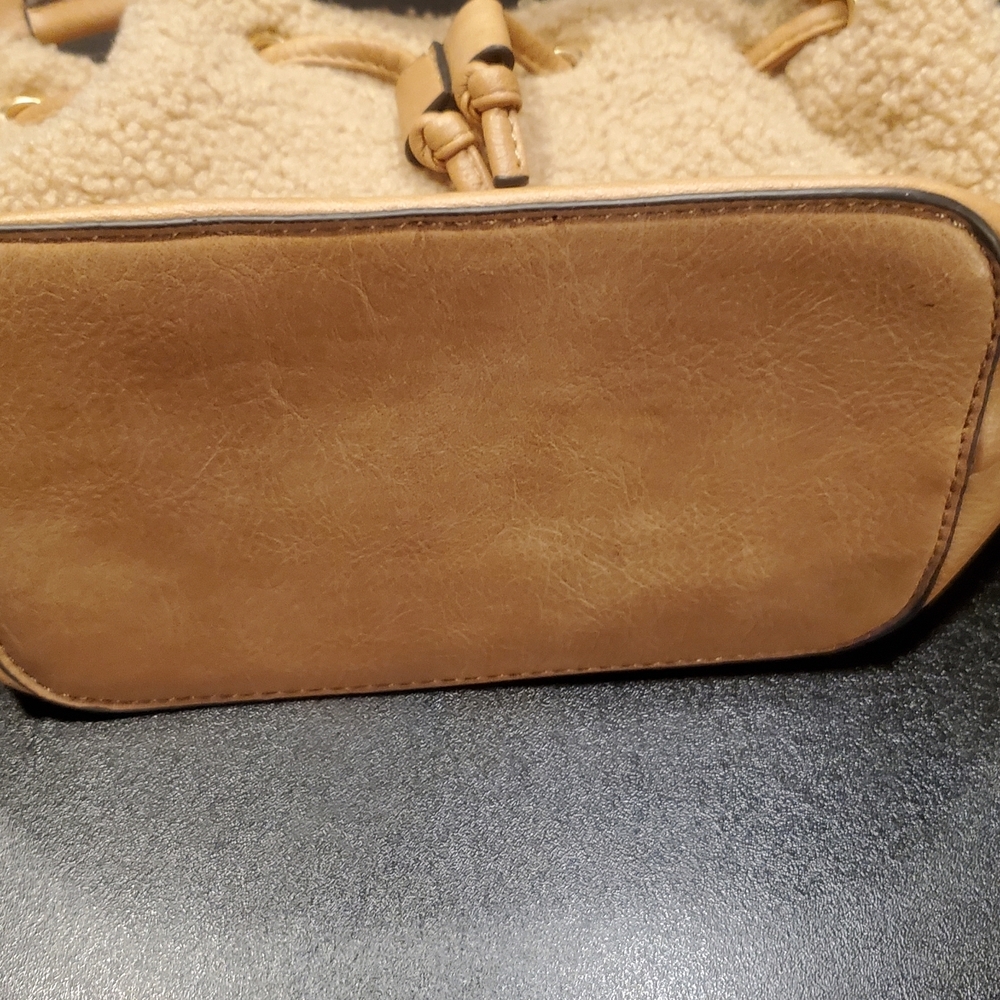 Unbranded Sherpa Bag Tan